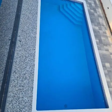 Dado Apartamento Trogir