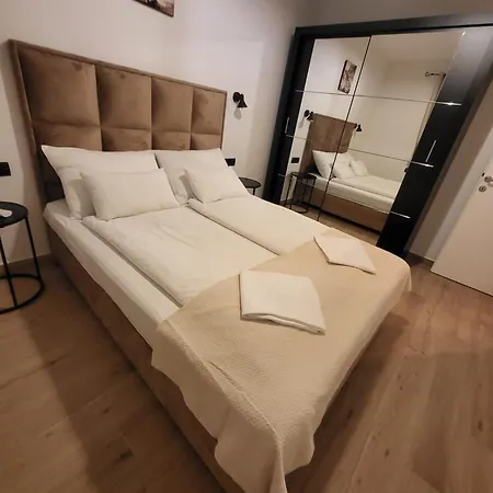 Dado * Trogir