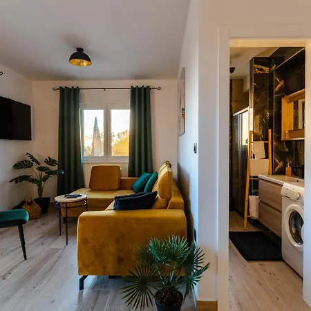 Dado Apartment